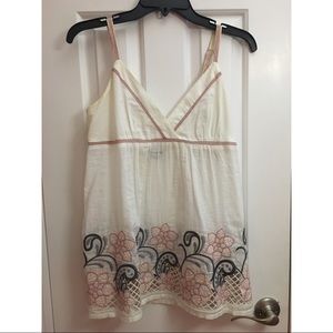 Forever 21 white floral blouse • M